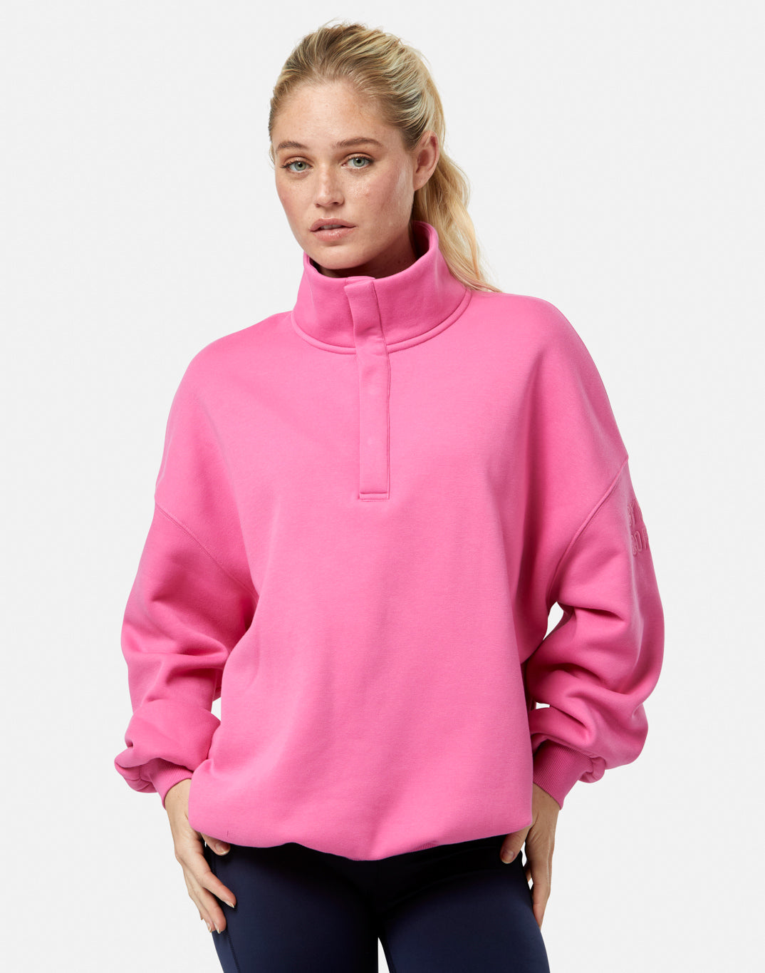 Snap Collar Sierra Sweatshirt in Sangria Sunset