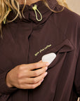 Cinch Windbreaker in Mocha Bean