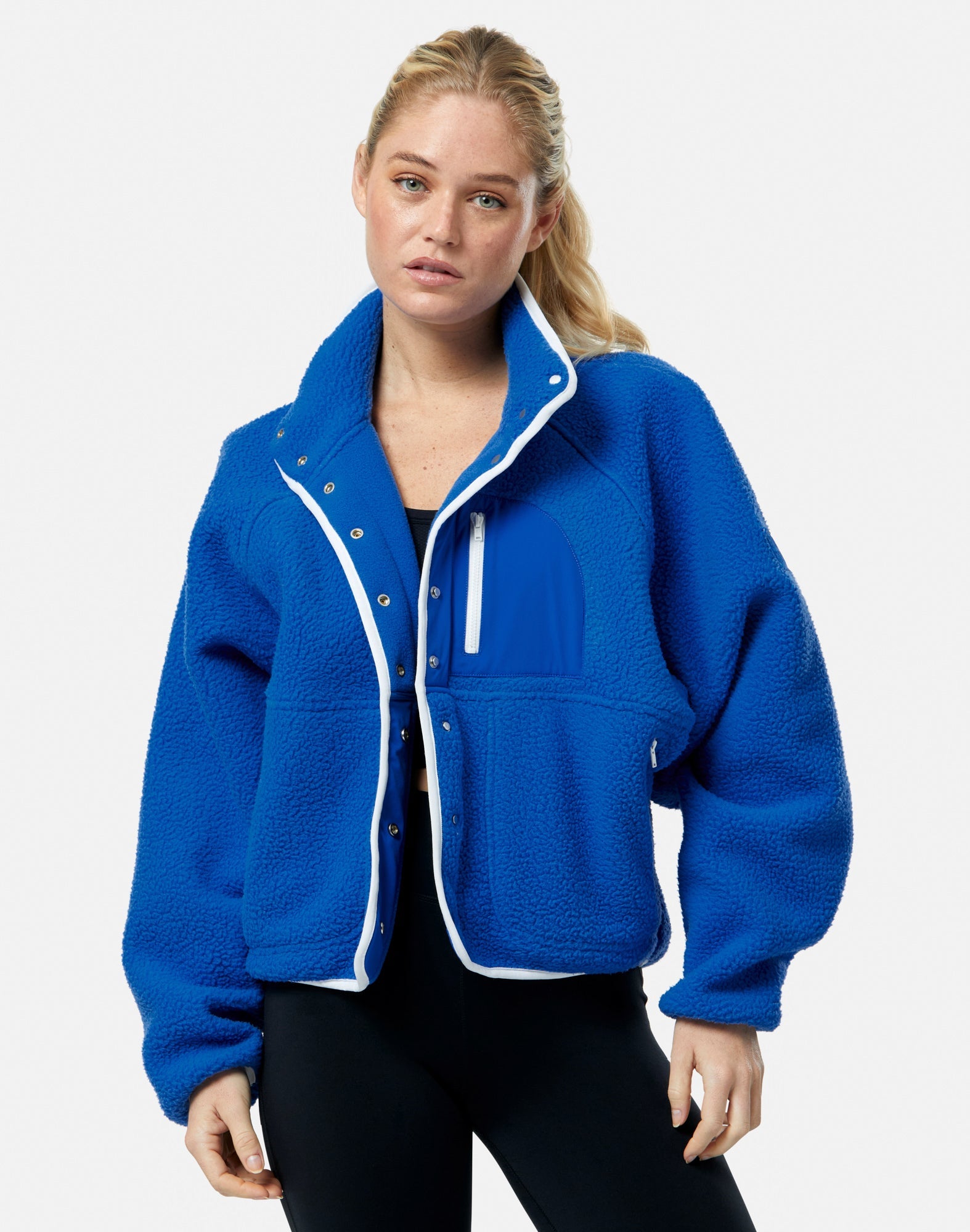 Horizon Layer Up Jacket in Azure Blue