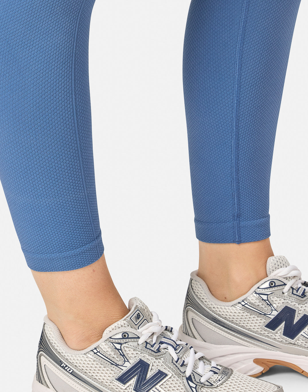 Lotus Lounge 7/8 Legging in Oasis Blue