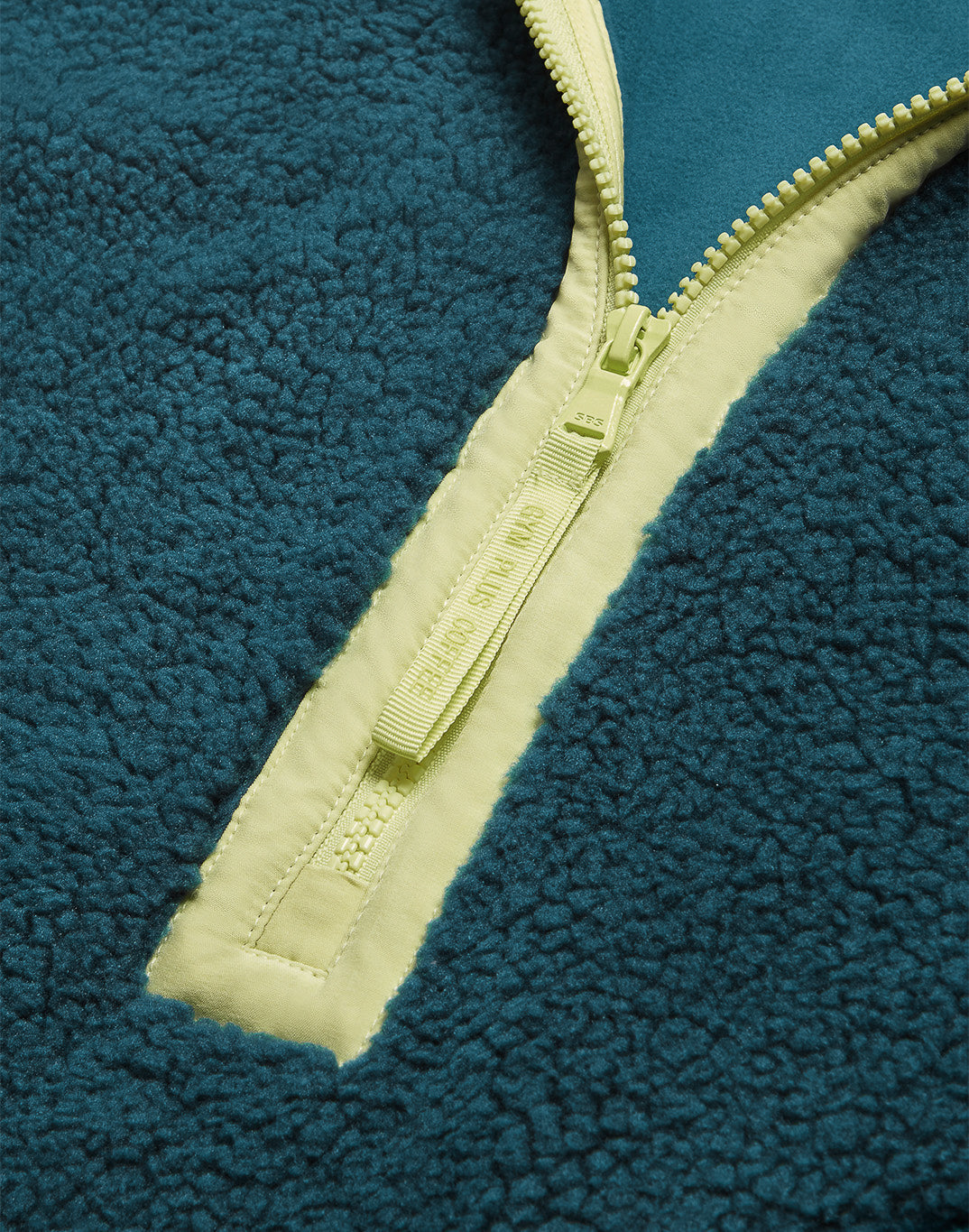 Industry Fleece Half Zip in Deep Teal