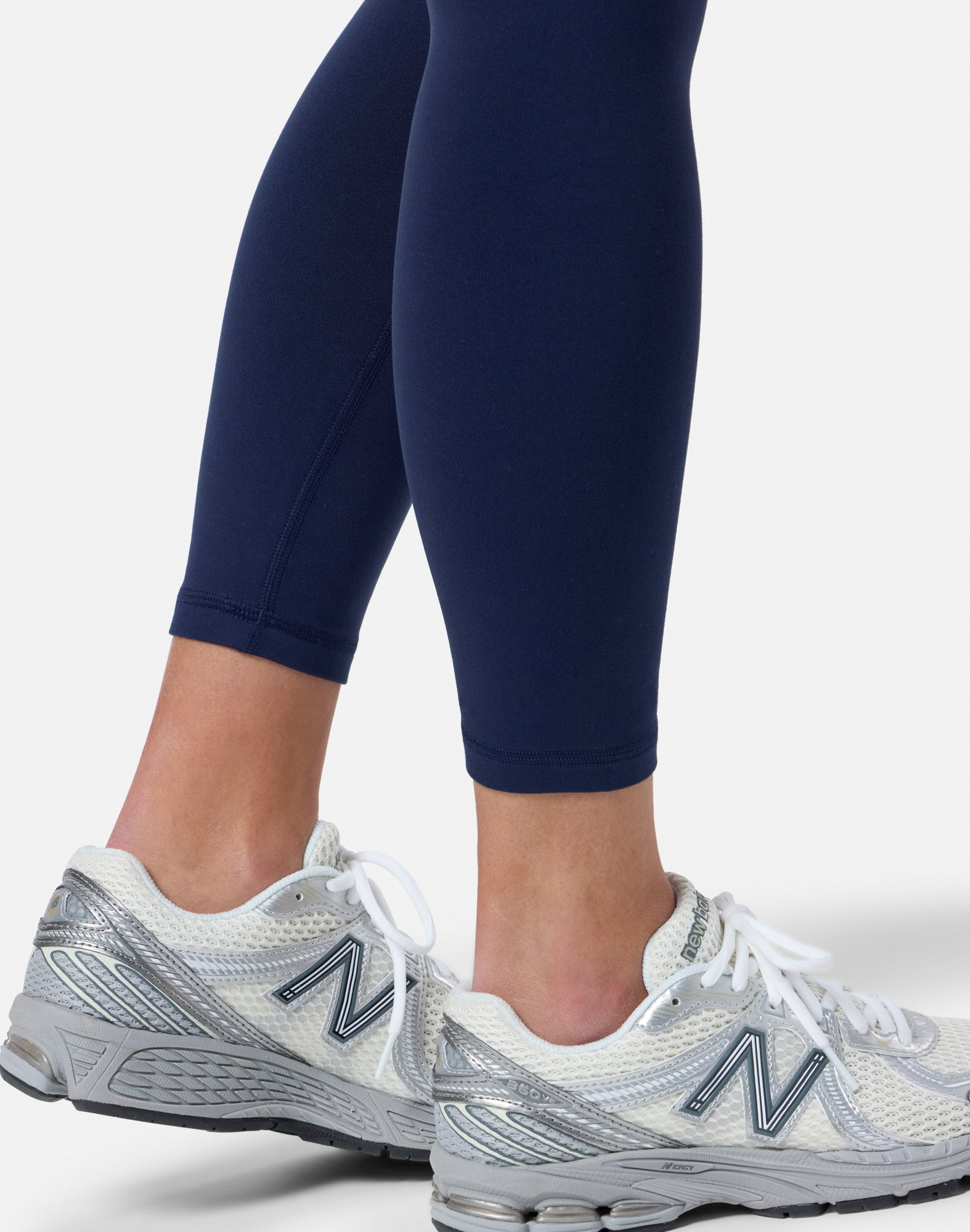 Soft Motion Legging in Twilight Navy