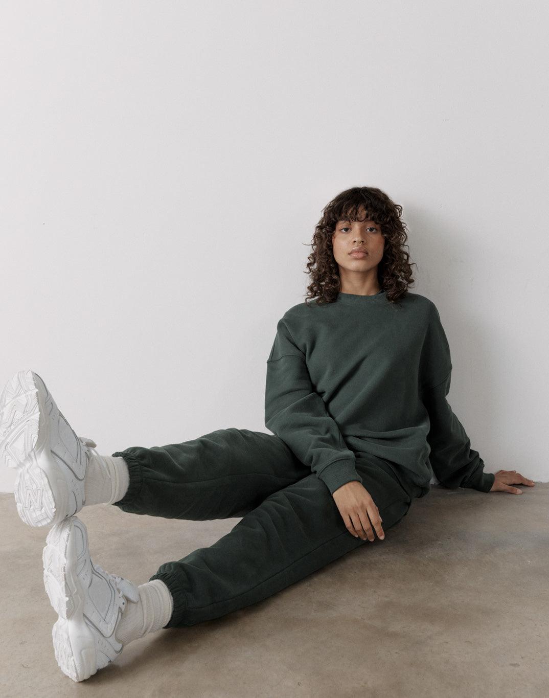 The Oversized Crew in Earth Green - Sweatshirts - Gym+Coffee IE