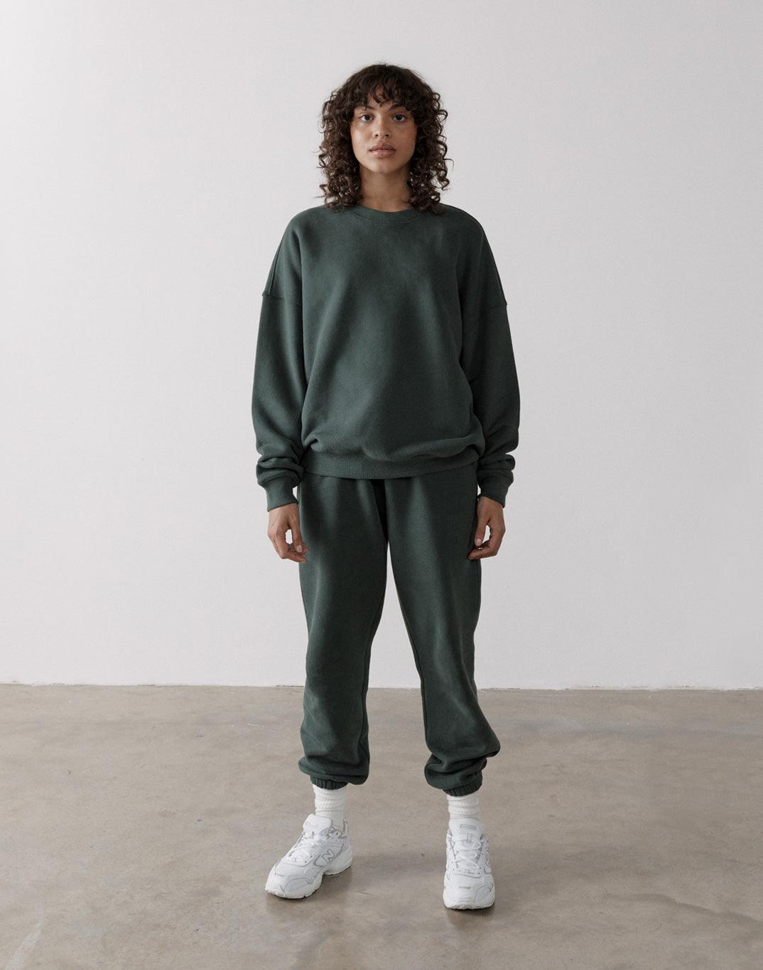 The Oversized Crew in Earth Green - Sweatshirts - Gym+Coffee IE